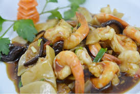 langostino con setas y bambu双冬虾